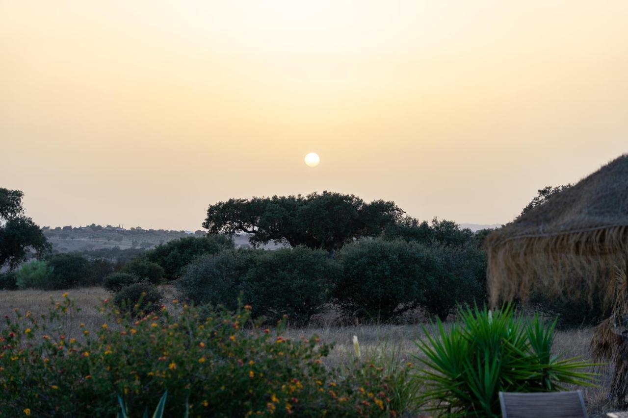 Change The World - Herdade Monte Do Peral Montes Juntos ภายนอก รูปภาพ